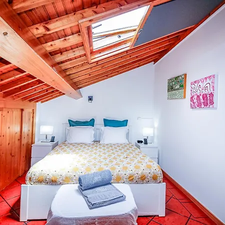 Casa Vereda, Ponta Delgada, S. Miguel * Ponta Delgada