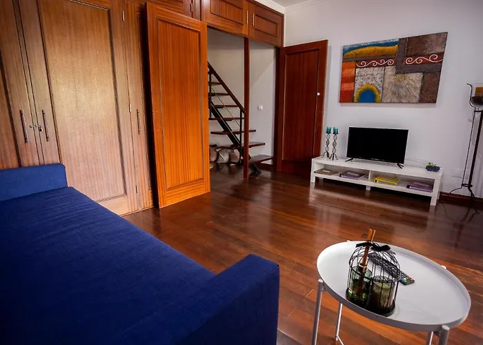 Casa Vereda, Ponta Delgada, S. Miguel *