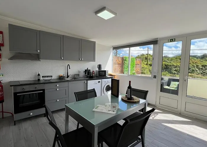 Casa Vereda, Ponta Delgada, S. Miguel *